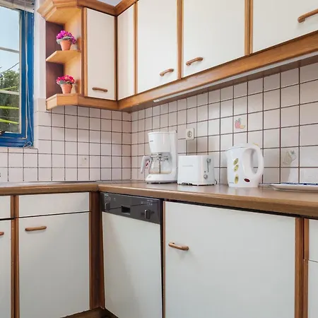 Apartment To Pyrgaki *