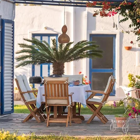 To Pyrgaki Apartment *