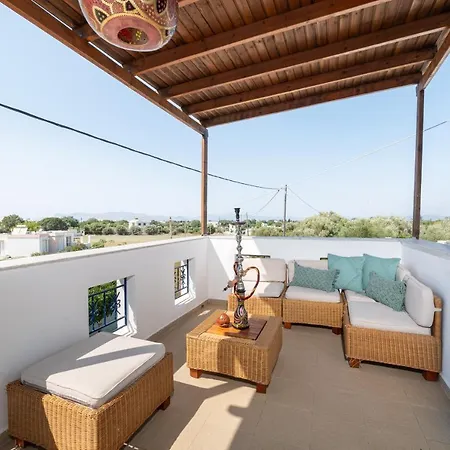 To Pyrgaki Apartment *