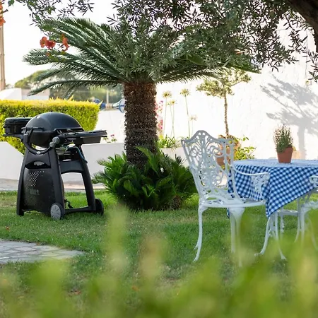 To Pyrgaki Apartment *