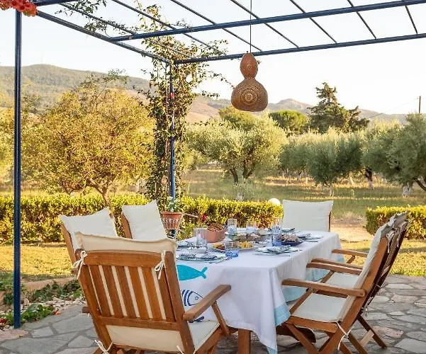 To Pyrgaki بلدة كوس