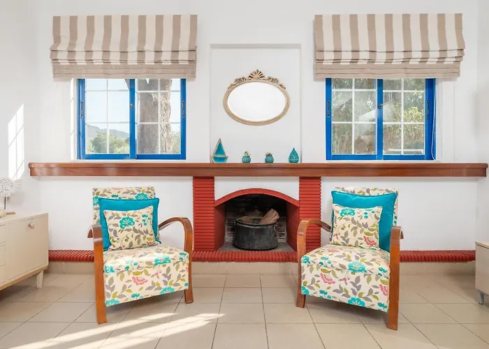 To Pyrgaki * بلدة كوس